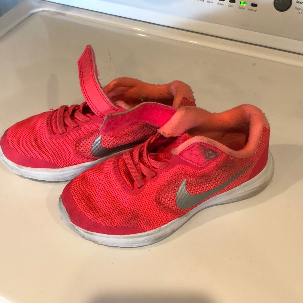 Nike Velcro Sneakers